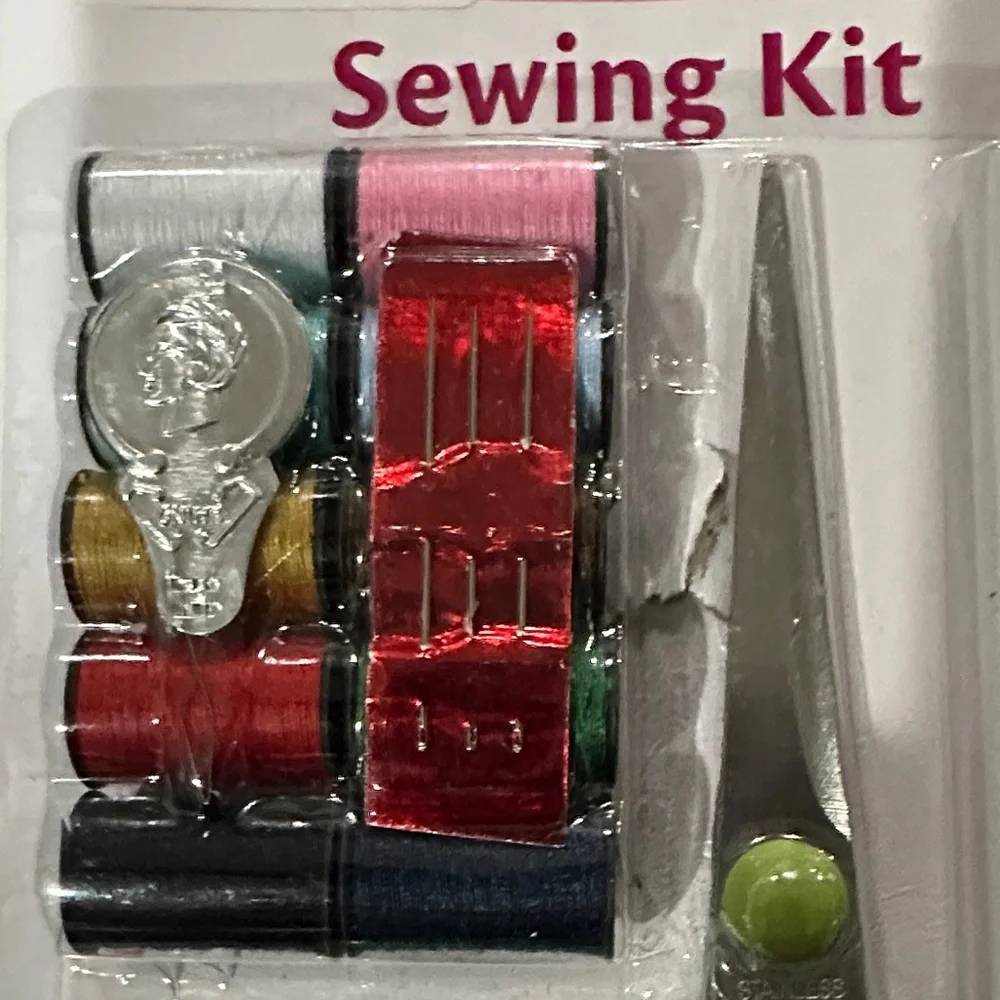 Sewing Kit and Thread Set - Multi-Color - Picture 12 of 12